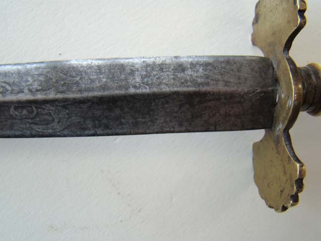 A Napoleonic Period British Naval Dirk with 8 1/2" engraved blade and original brass scabbard circa 1800-1820. — image 6